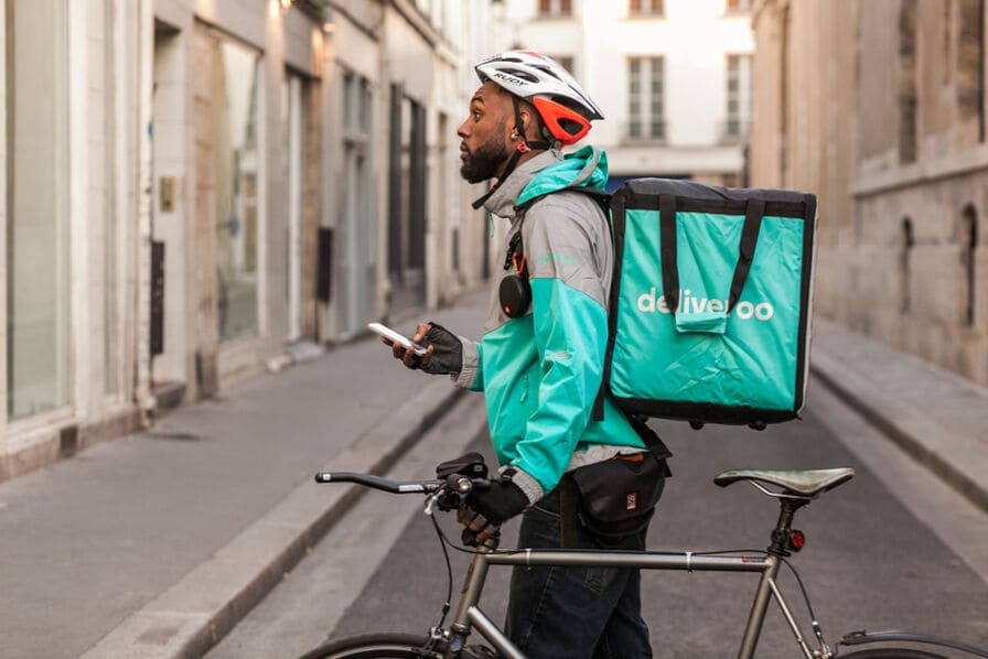 Opportunités de carrière chez Deliveroo : Une nouvelle ère dans le secteur de la livraison!