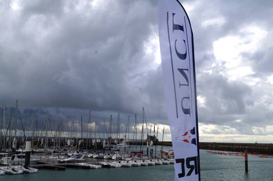 Voile en France : Entre Histoire Maritime et Compétitions Renommées